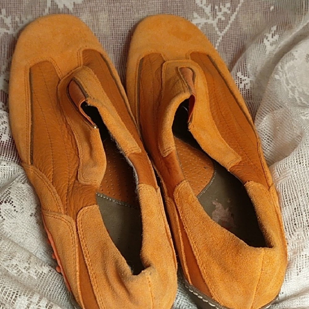 Sesto Meucci Italy Orange Suede Women's slip on casual Shoes sz 10M